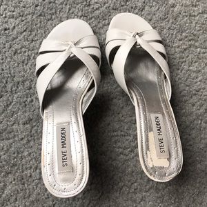 kitten heels